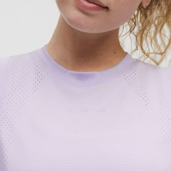 NWT Lululemon Swiftly High-Low Cropped Tank Top in Lavender Frost - Picture 3 of 7